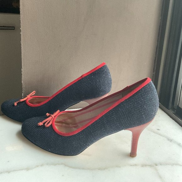Vintage PAUL SMITH Navy Herringbone Tweed pumps trimmed with Red Grosgrain Trim - Picture 2 of 13